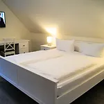 Regiohotel Schanzenhaus - #wellnessbereich #naturauszeitharz #ruhigamwald #freeparking 3*