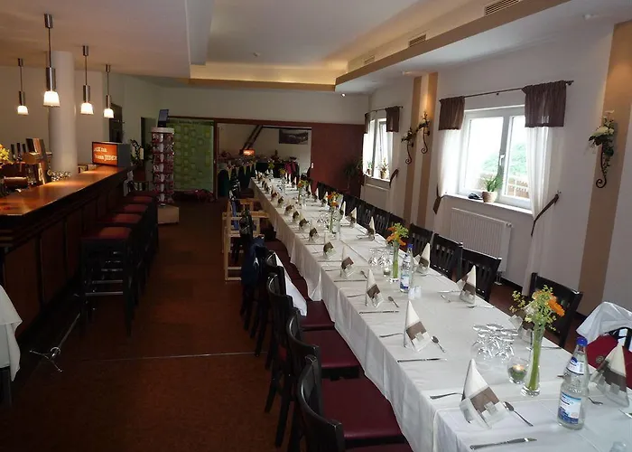 מלון Regiohotel Schanzenhaus - #wellnessbereich #naturauszeitharz #ruhigamwald #freeparking 3*