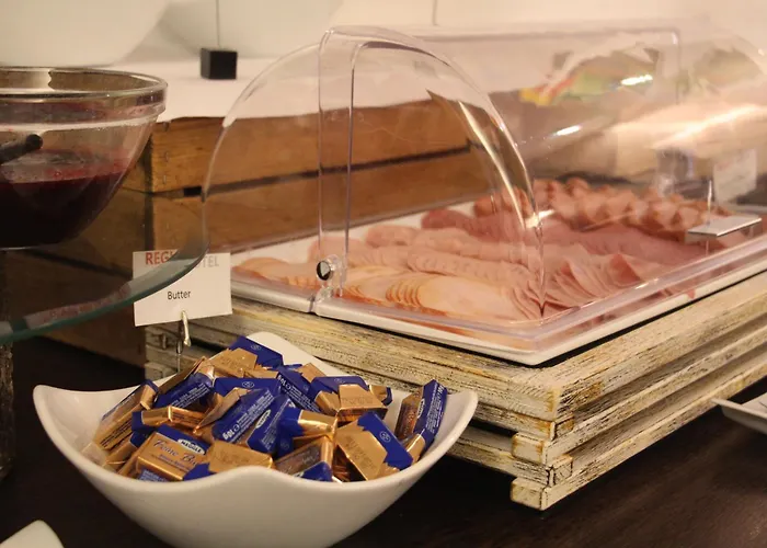 Regiohotel Schanzenhaus - #wellnessbereich #naturauszeitharz #ruhigamwald #freeparking מלון