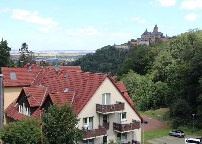 Regiohotel Schanzenhaus - #wellnessbereich #naturauszeitharz #ruhigamwald #freeparking מלון ורניגרוד