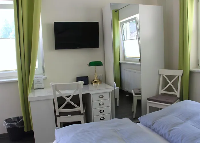 Otel Regiohotel Schanzenhaus - #wellnessbereich #naturauszeitharz #ruhigamwald #freeparking Wernigerode