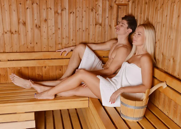 Regiohotel Schanzenhaus - #wellnessbereich #naturauszeitharz #ruhigamwald #freeparking Otel